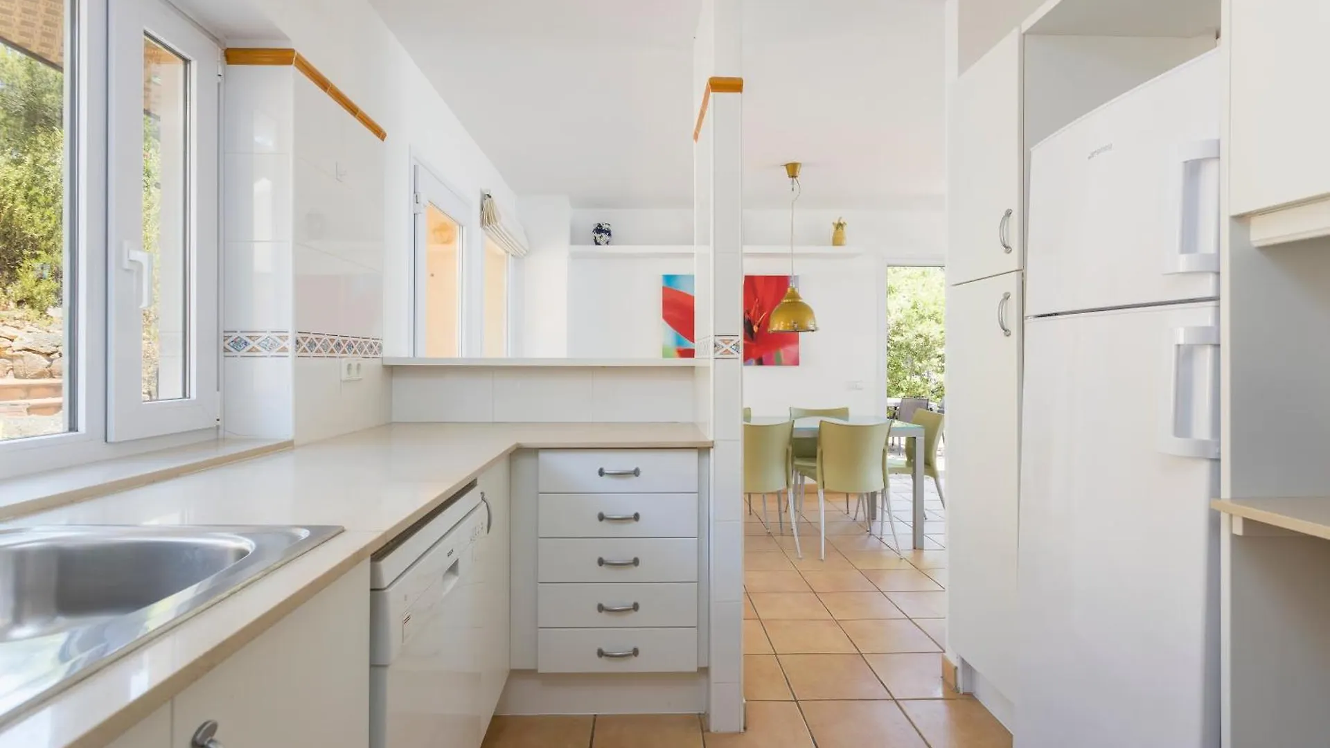 Family Beachfront Villas With Private Pool 卡莱利亚德帕拉弗鲁赫尔 0*,