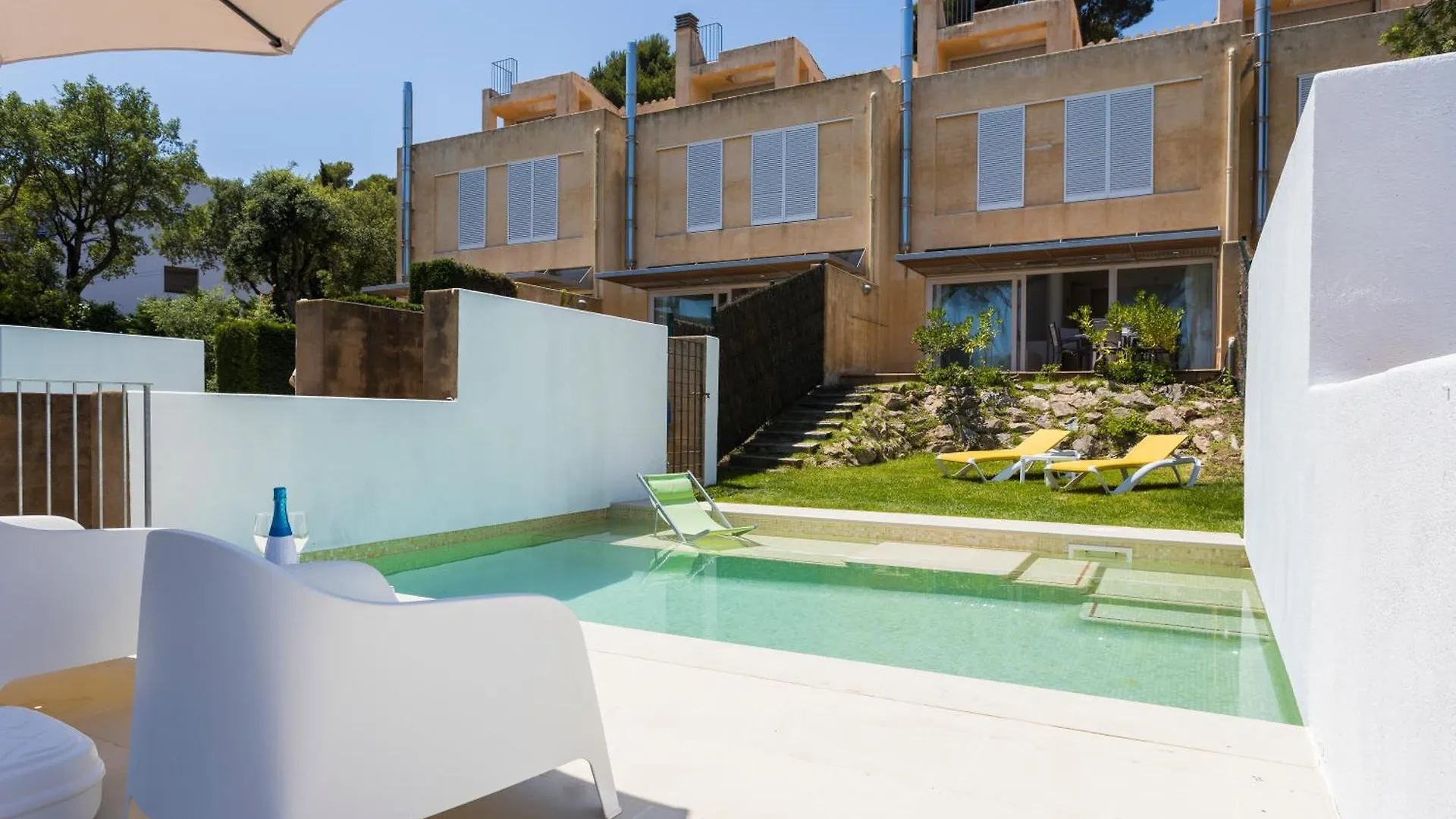 Family Beachfront Villas With Private Pool 卡莱利亚德帕拉弗鲁赫尔 0*,  西班牙